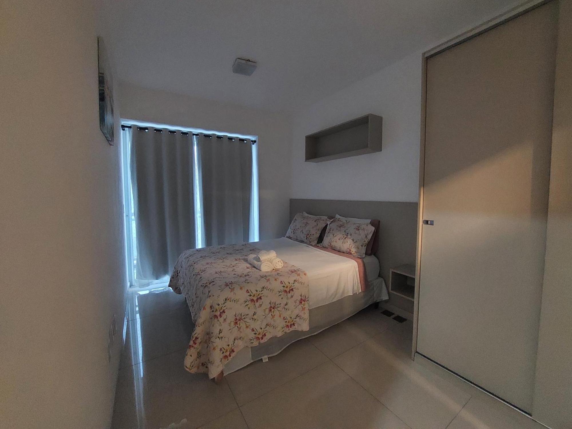 Apartamento Book - Unlimited 3006 - 2 Dor. E Vista Mar Livre Santos (Sao Paulo)